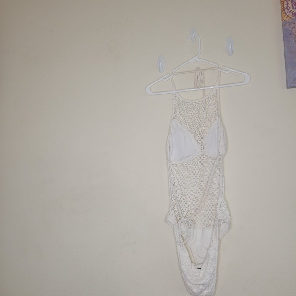 Volcom Crochet Swimsuit XL - Picture 3 of 6